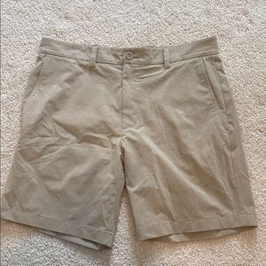 Vineyard Vines Men's Khaki Shorts